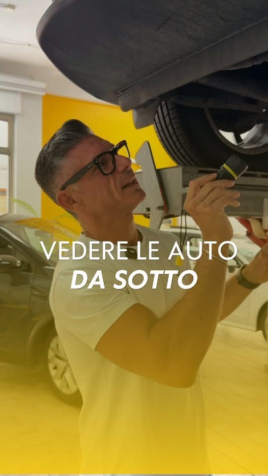Vedere le auto da sotto